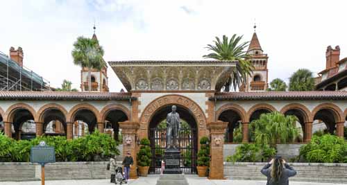 Flagler Statue